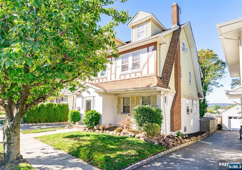 Photo of 111 Belmohr Street, Belleville, NJ 07109 (MLS # 25037729)