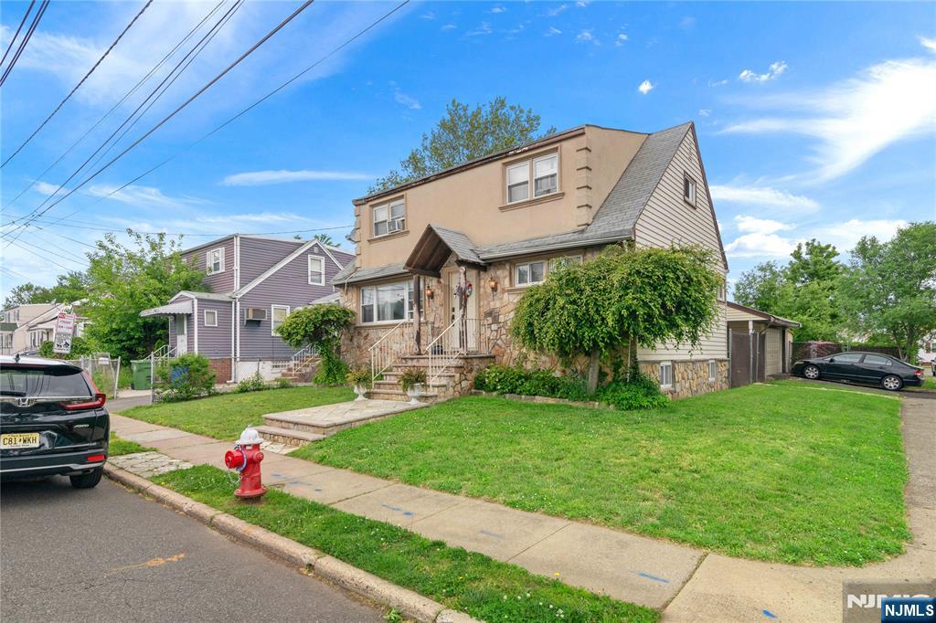 200 Bradford Avenue