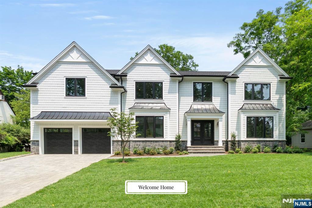 Property for Sale at 22 Northwood Avenue, Demarest, New Jersey - Bedrooms: 6 
Bathrooms: 6 
Rooms: 12  - $3,295,000