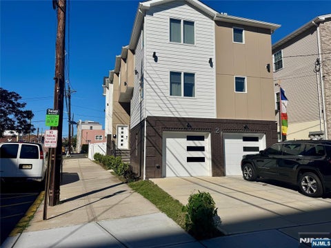 Photo of 2 Sherman AVE #1L, East Newark, NJ 07029 (MLS # 26035339)