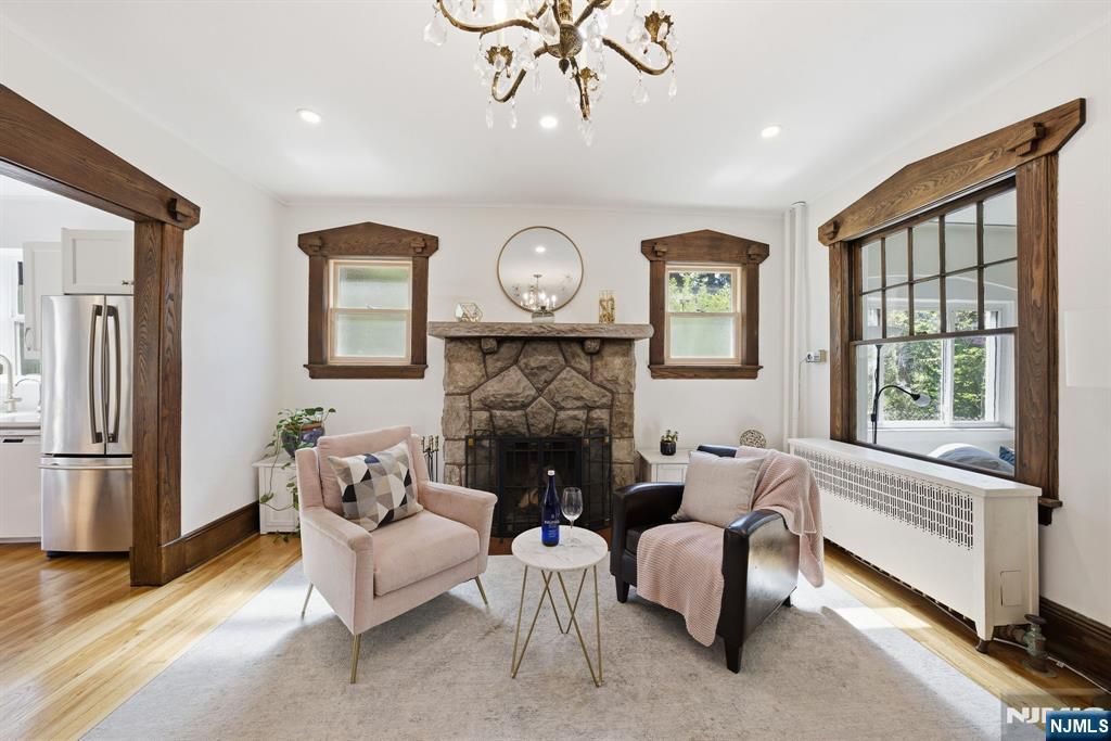 Photo of 181 Highwood Avenue, Leonia, NJ 07605 (MLS # 26015834)