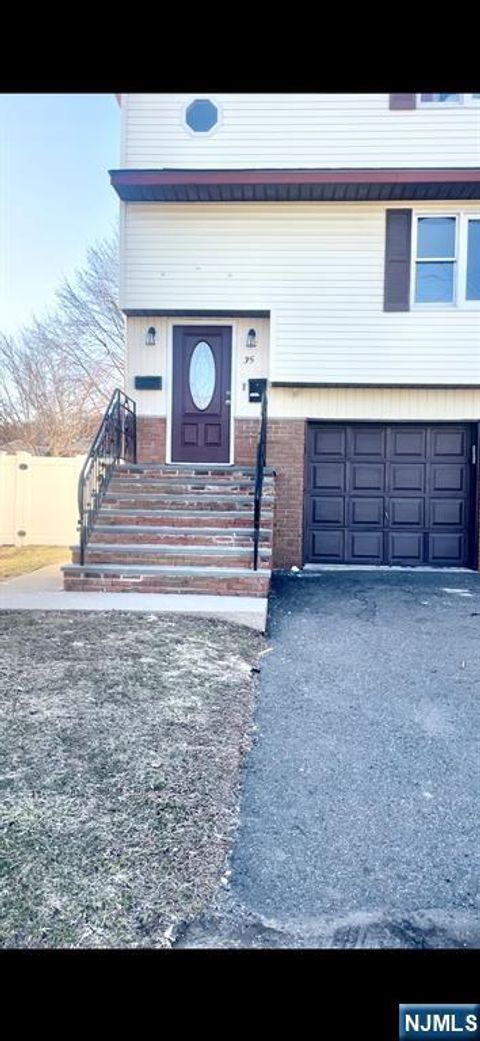 MLS: 25007779
