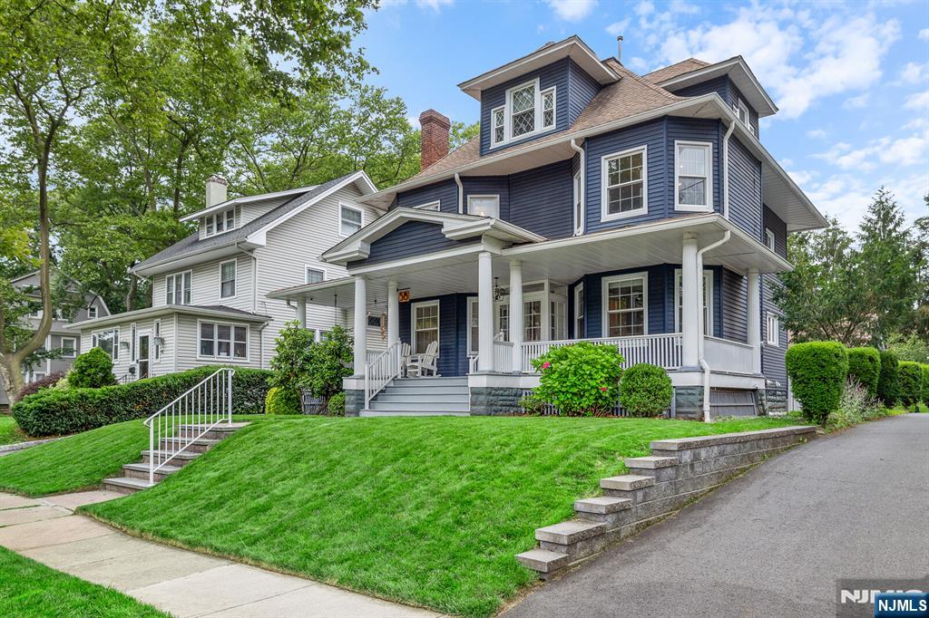 58 Lincoln Avenue