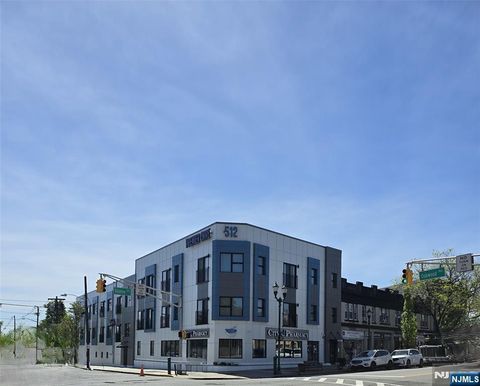 Photo of 512 Kearny Ave #301, Kearny, NJ 07032 (MLS # 25014238)