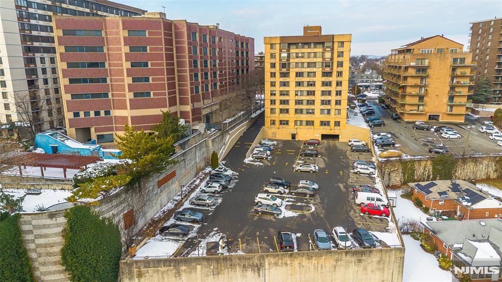 344 Prospect Avenue 2E