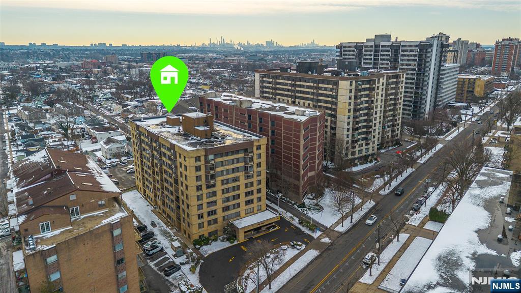 344 Prospect Avenue 2E