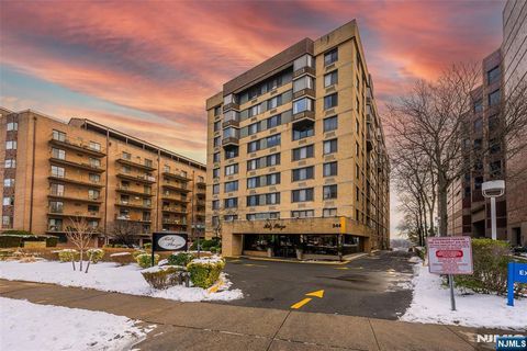 344 Prospect Avenue 2E Hackensack NJ 07601