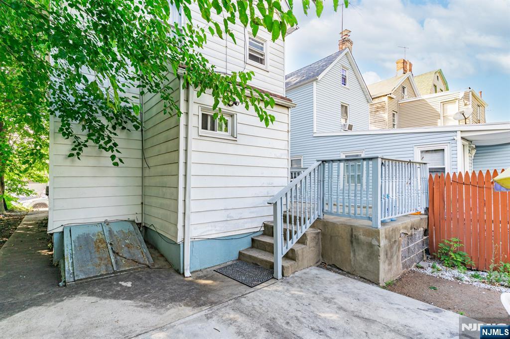 42 Sharon Avenue