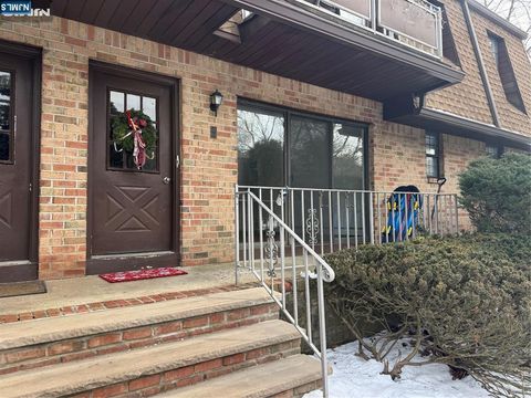 Photo of 252 Collignon #1A, River Vale, NJ 07675 (MLS # 26000390)