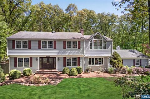 Photo of 17 Appert Terrace, Mahwah, NJ 07430 (MLS # 26016941)