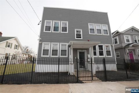 Photo of 1416 Hazel Place, Newark, NJ 07108 (MLS # 26007239)