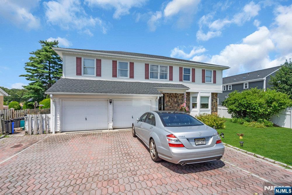 394 James Woods Court