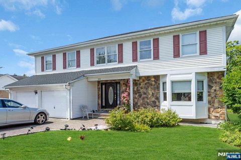 Photo of 394 James Woods Court, New Milford, NJ 07646 (MLS # 25025802)