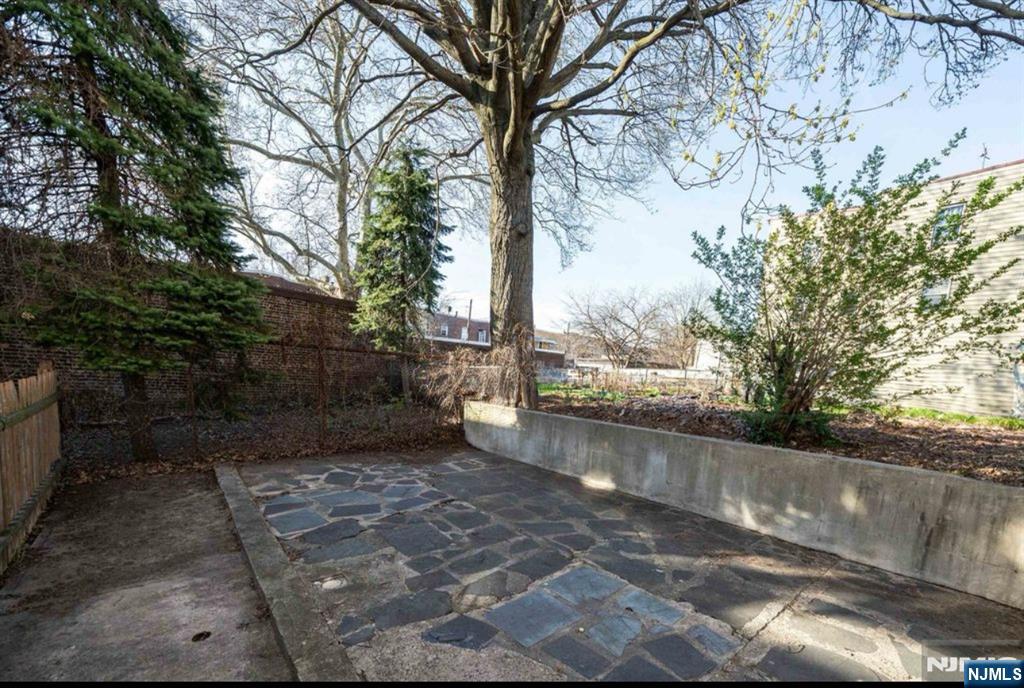 Jersey City, New Jersey 07306, United States, 1 Bedroom Bedrooms, ,1 BathroomBathrooms,Residential,Active,143015