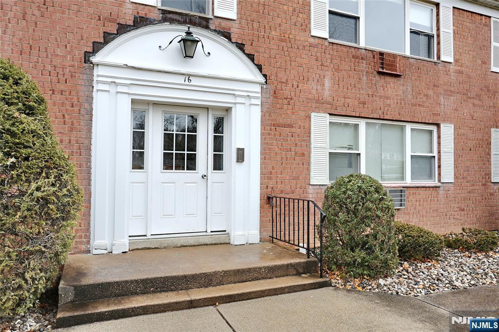 16D Rolling Ridge Road 16D