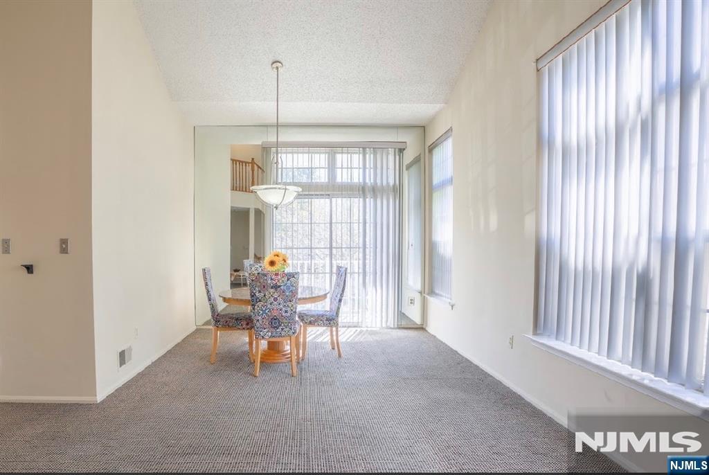 1234 Richmond Road 1234