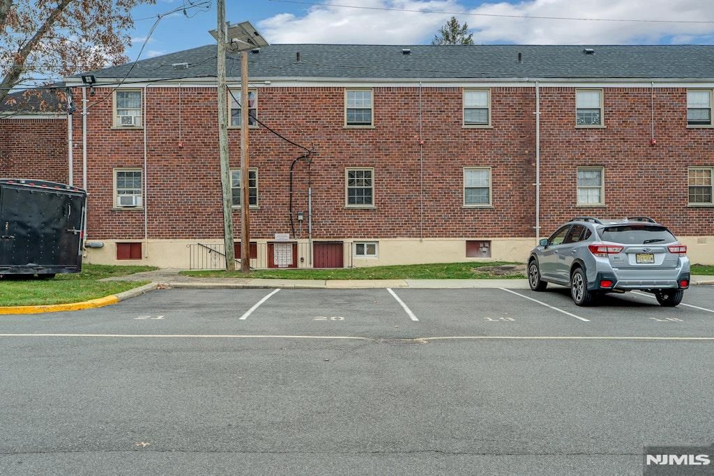Photo of 1267 Anderson Avenue #16, Fort Lee, NJ 07024 (MLS # 26021564)