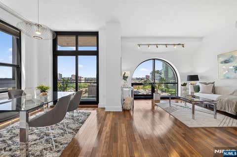 Photo of 159 2nd Street #1104, Jersey City, NJ 07302 (MLS # 26027648)