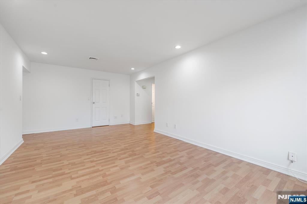 78 W Hudson Avenue C3