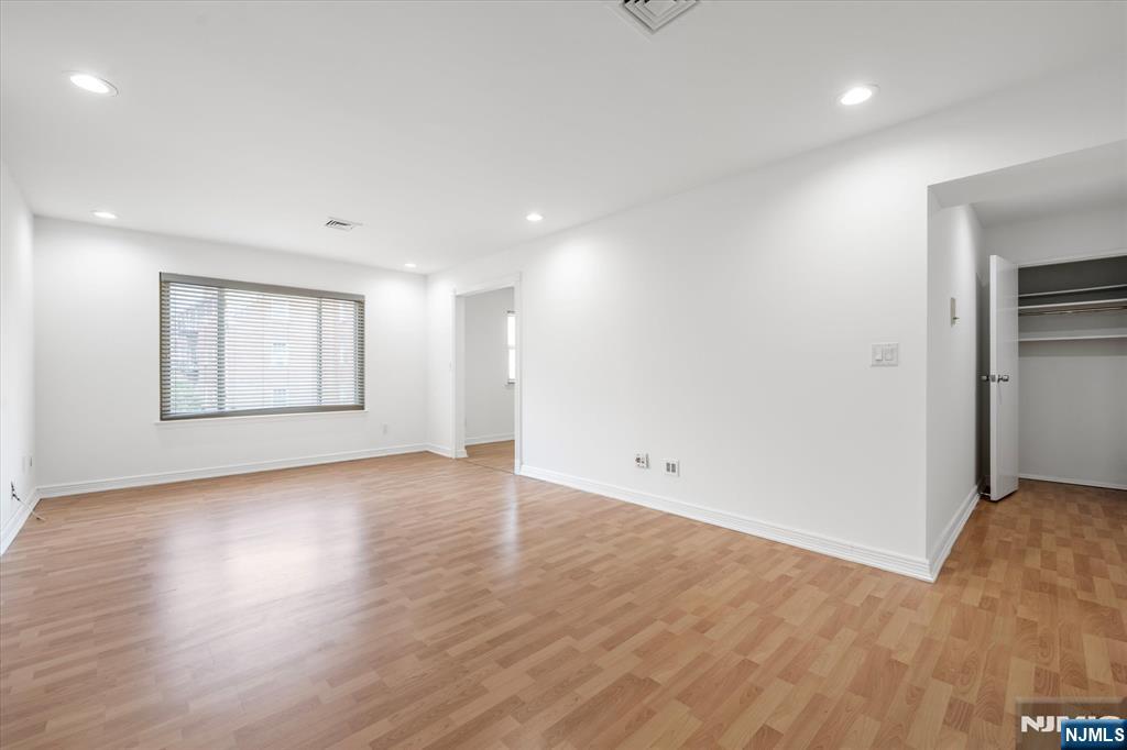 78 W Hudson Avenue C3