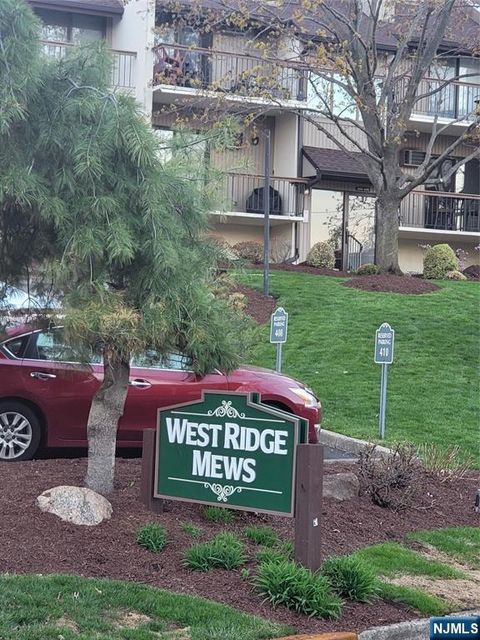 404 West Ridge Mews 4D Wood Ridge NJ 07075