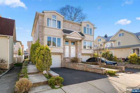 Photo of 224 Warren #A, Fort Lee, NJ 07024 (MLS # 26024742)
