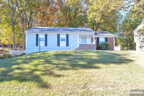 207 Degray Street North Haledon NJ 07508