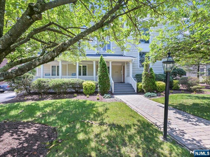 232 Claremont Avenue 5, Montclair, New Jersey - 3 Bedrooms  
2 Bathrooms - 