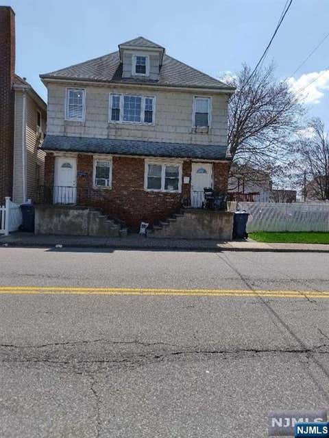 Photo of 29 Vreeland, Hackensack, NJ 07601 (MLS # 26030349)