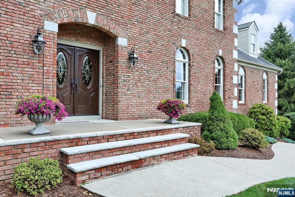 34 Crocker Mansion Drive