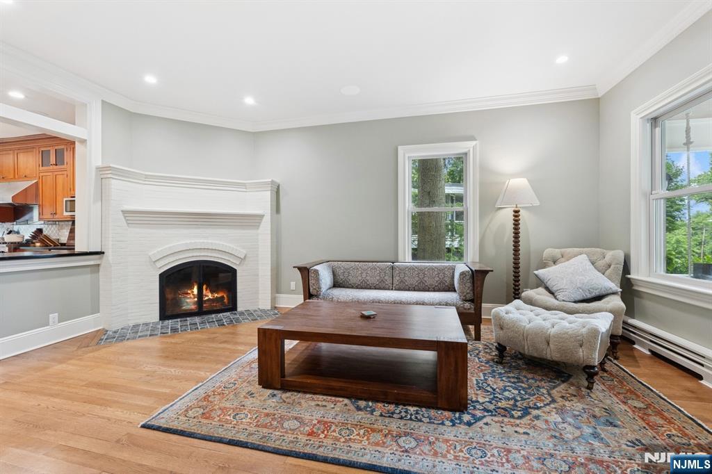 24 Westervelt Avenue