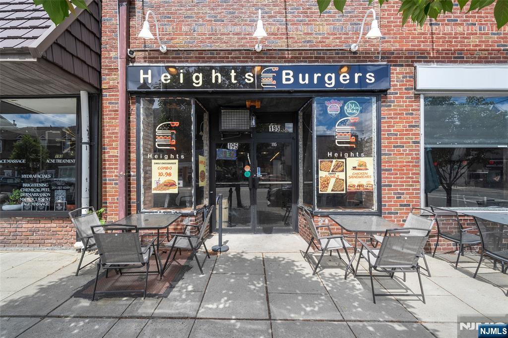 195 Boulevard