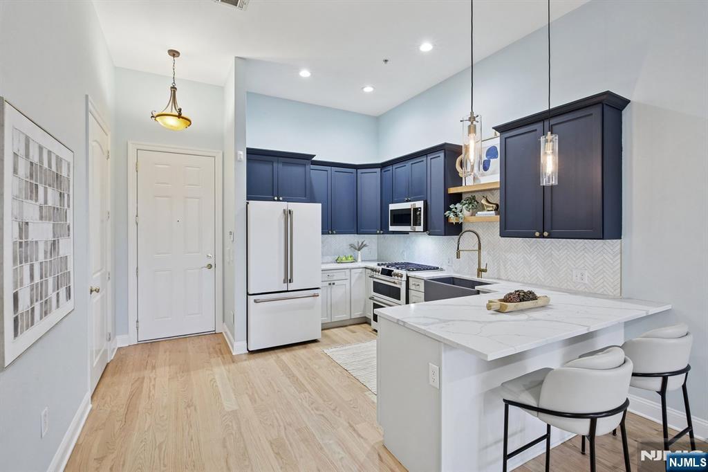 186 Walnut Street 114