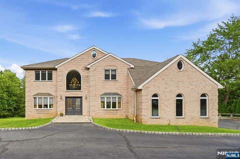 Photo of 27 Sparrowbush Road, Mahwah, NJ 07430 (MLS # 26028473)
