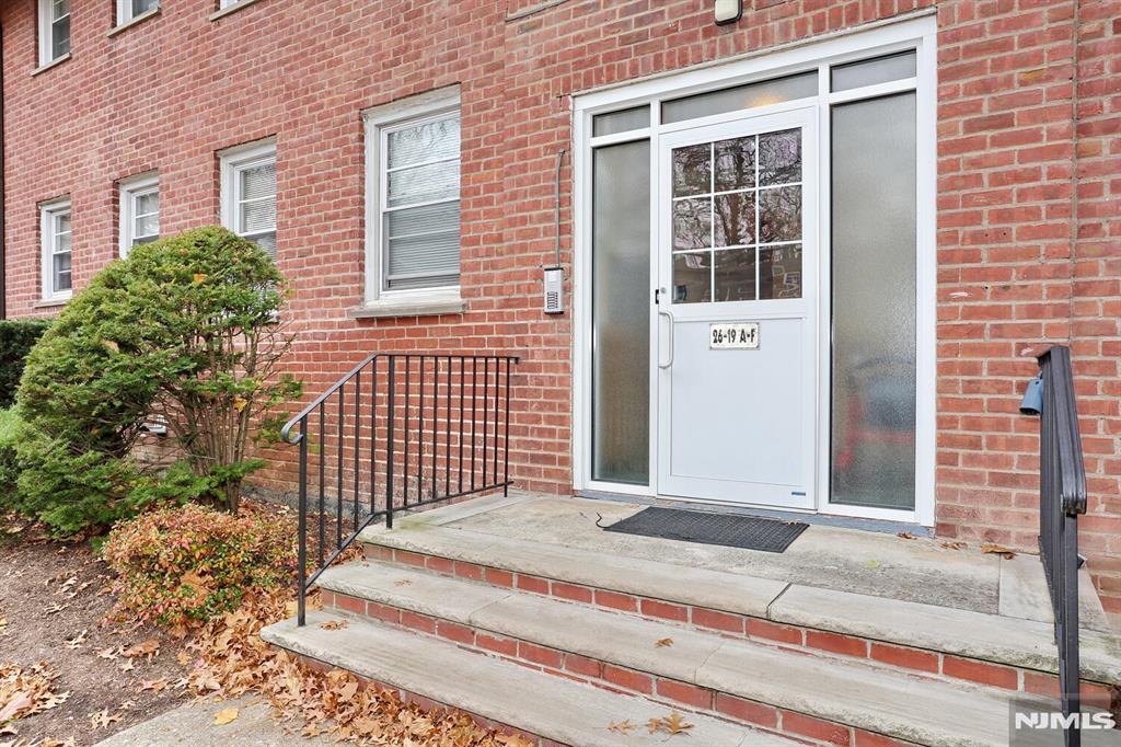 26-19 Fair Lawn Avenue E