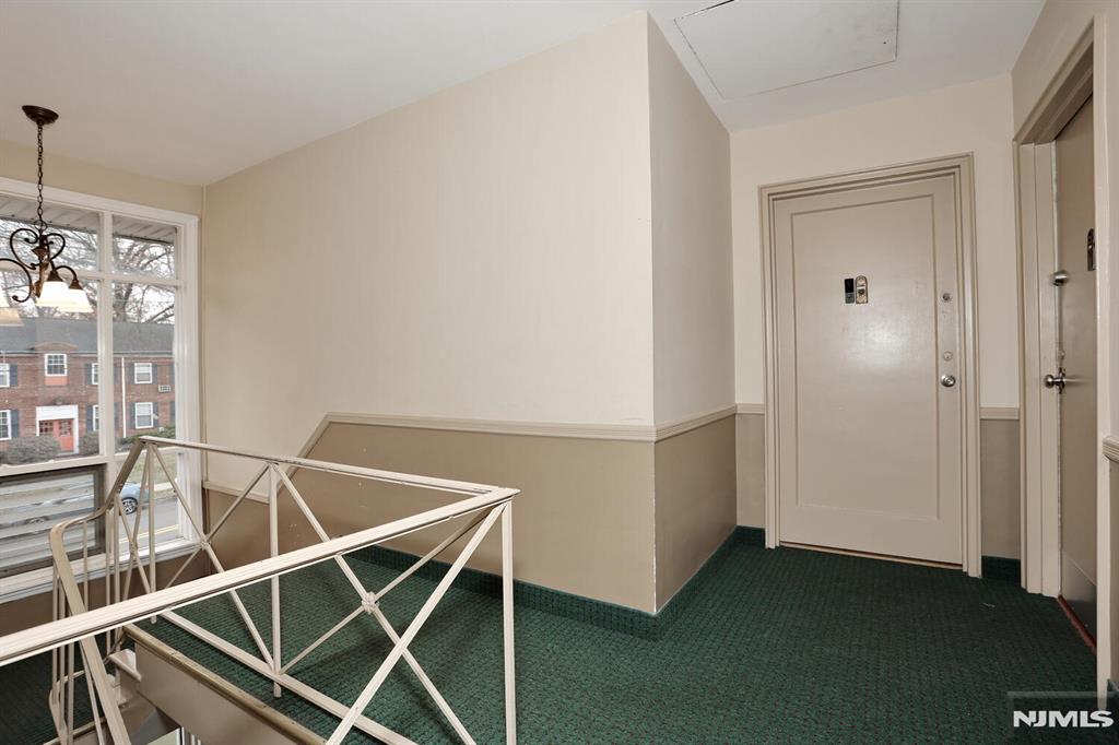 26-19 Fair Lawn Avenue E