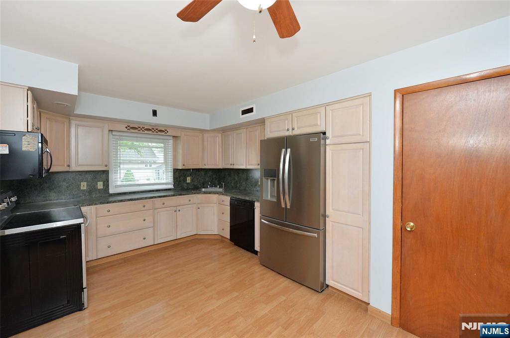 0-09 28th Street