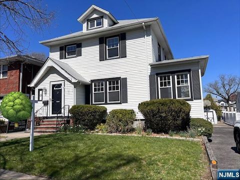 891 Ray Avenue Ridgefield NJ 07657