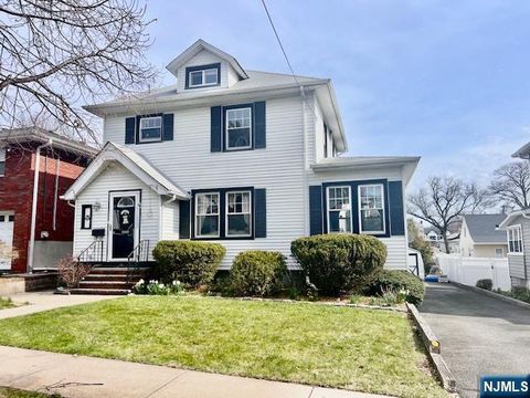 891 Ray Avenue Ridgefield NJ 07657