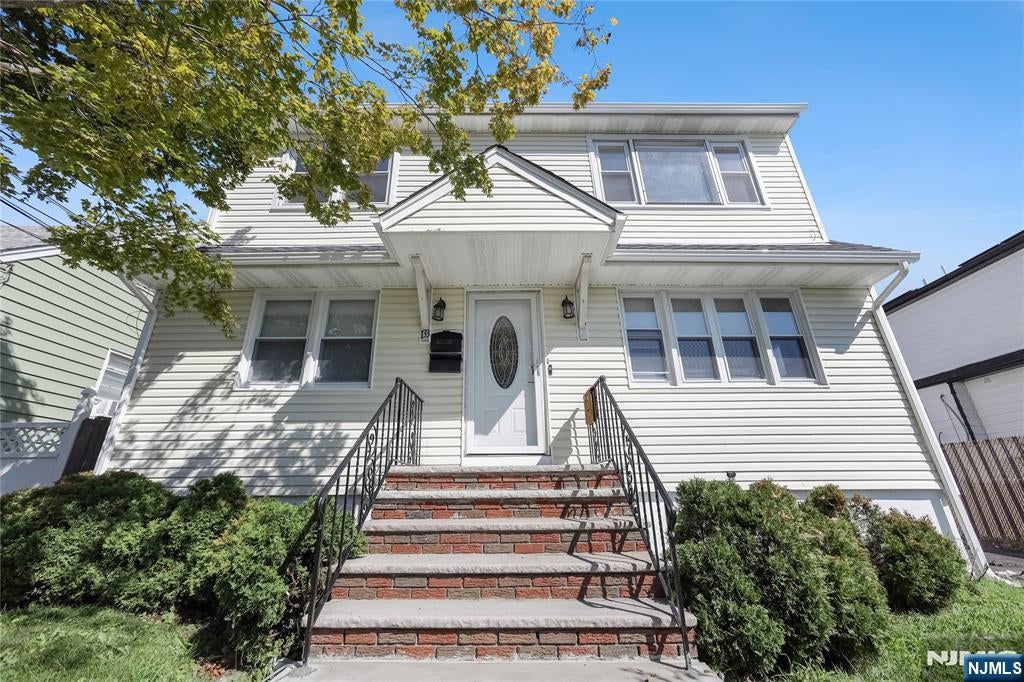 133 Summit Avenue