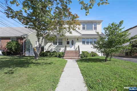 Photo of 133 Summit Avenue, Elmwood Park, NJ 07407 (MLS # 26032739)
