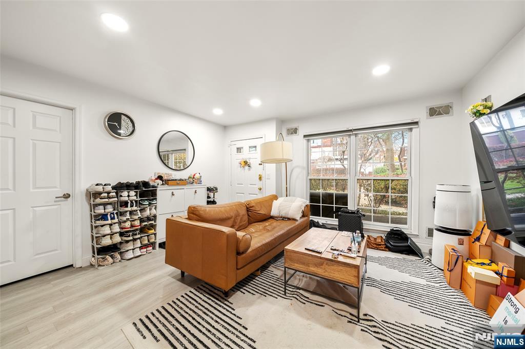 1420 Westgate Drive 8109