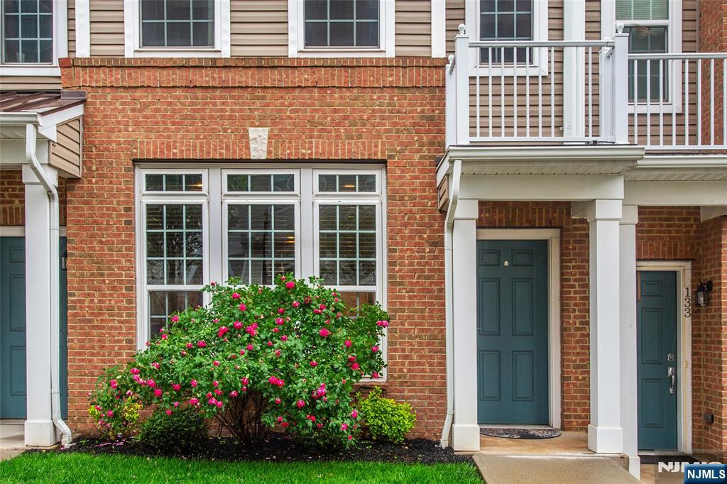129 Eisenhower Lane 2109