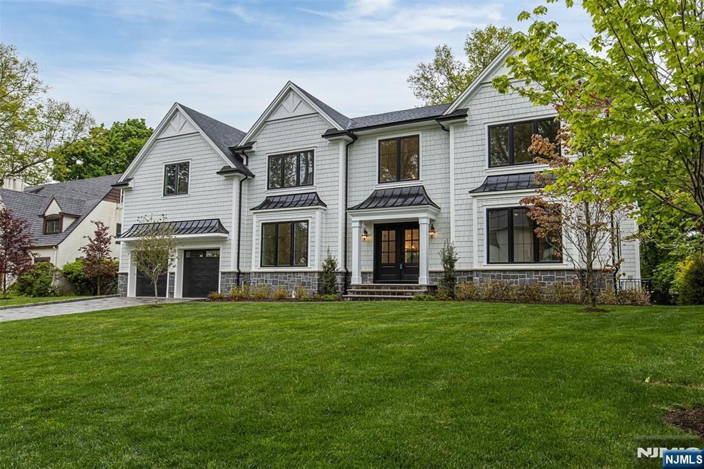 Photo of 22 Northwood Avenue, Demarest, NJ 07627 (MLS # 26016457)
