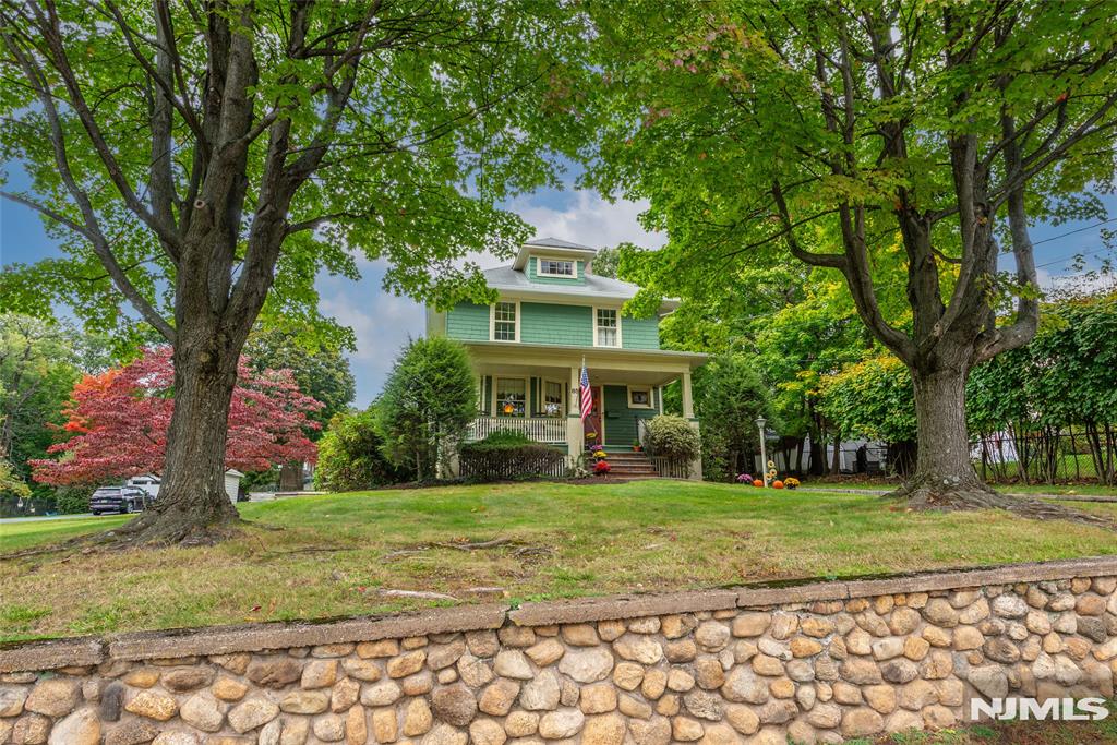 85 Highland Avenue