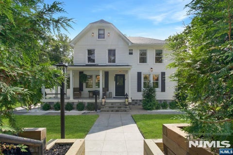 Photo of 137 Schraalenburgh Road, Harrington Park, NJ 07640 (MLS # 26032321)