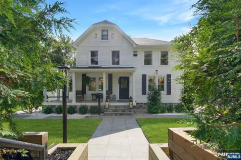 Photo of 137 Schraalenburgh Road, Harrington Park, NJ 07640 (MLS # 26032321)