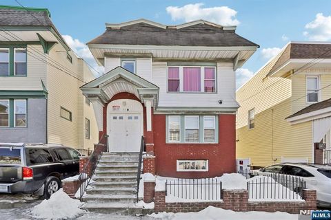 719 18th Avenue Irvington NJ 07111