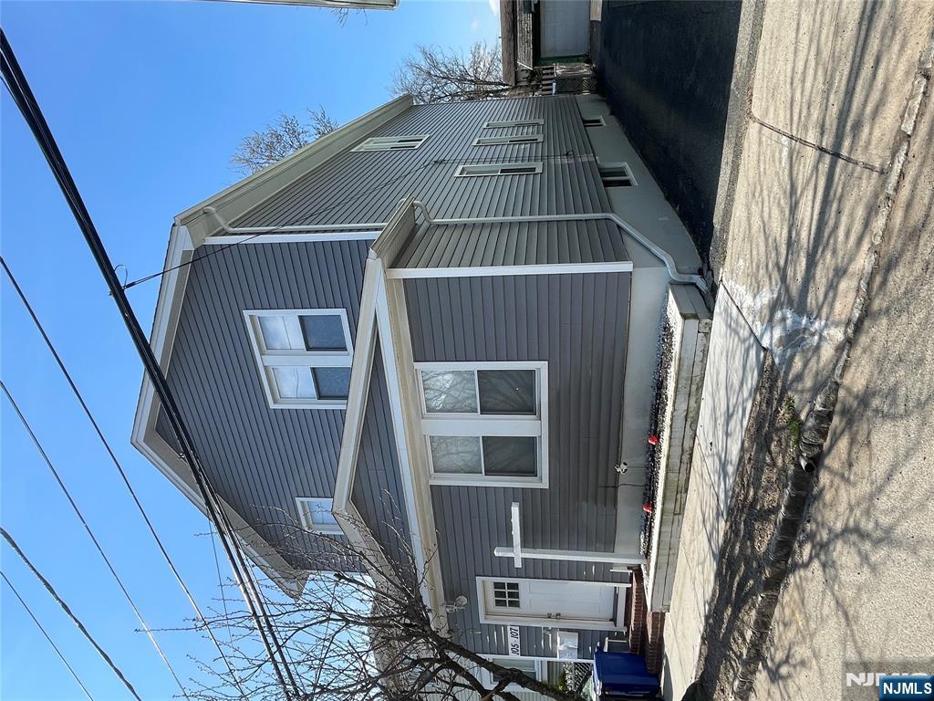 Property for Sale at 105107 Sanford Avenue, Belleville, New Jersey - Bedrooms: 6 
Bathrooms: 2 
Rooms: 12  - $769,000