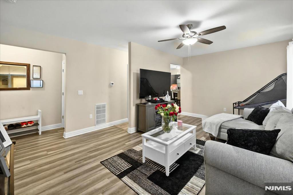 105-107 Sanford Avenue